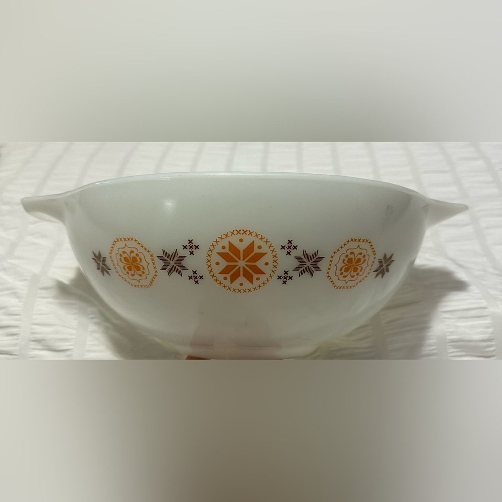 Vintage Pyrex Town & Country 444 (4 Qt.) Cinderella Mixing Bowl Orange & Brown
